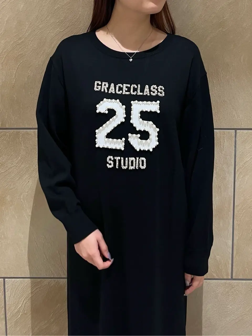 GRACE CONTINENTAL The Banquet 赤坂 梨来 コーディネート画像