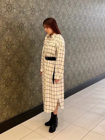 GRACE CONTINENTAL The Banquet 赤坂 梨来 コーディネート画像