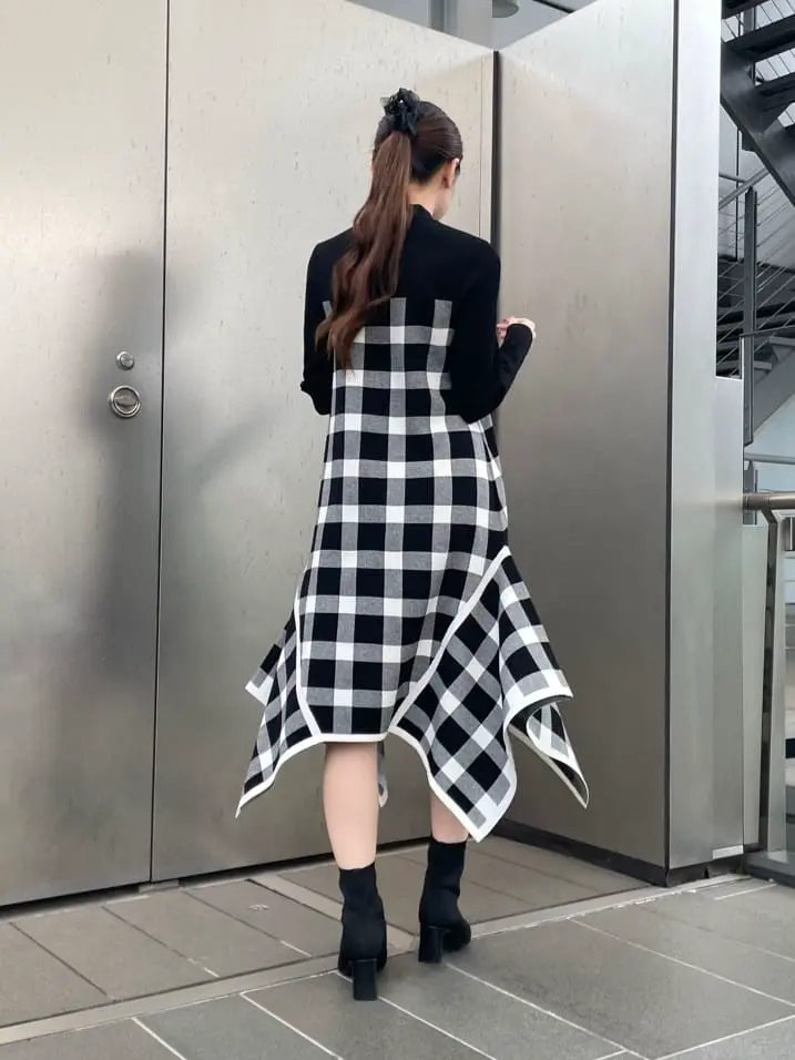 GRACE CONTINENTAL The Banquet Suzuka コーディネート画像