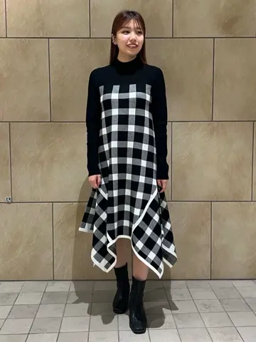 GRACE CONTINENTAL The Banquet 赤坂 梨来 コーディネート画像