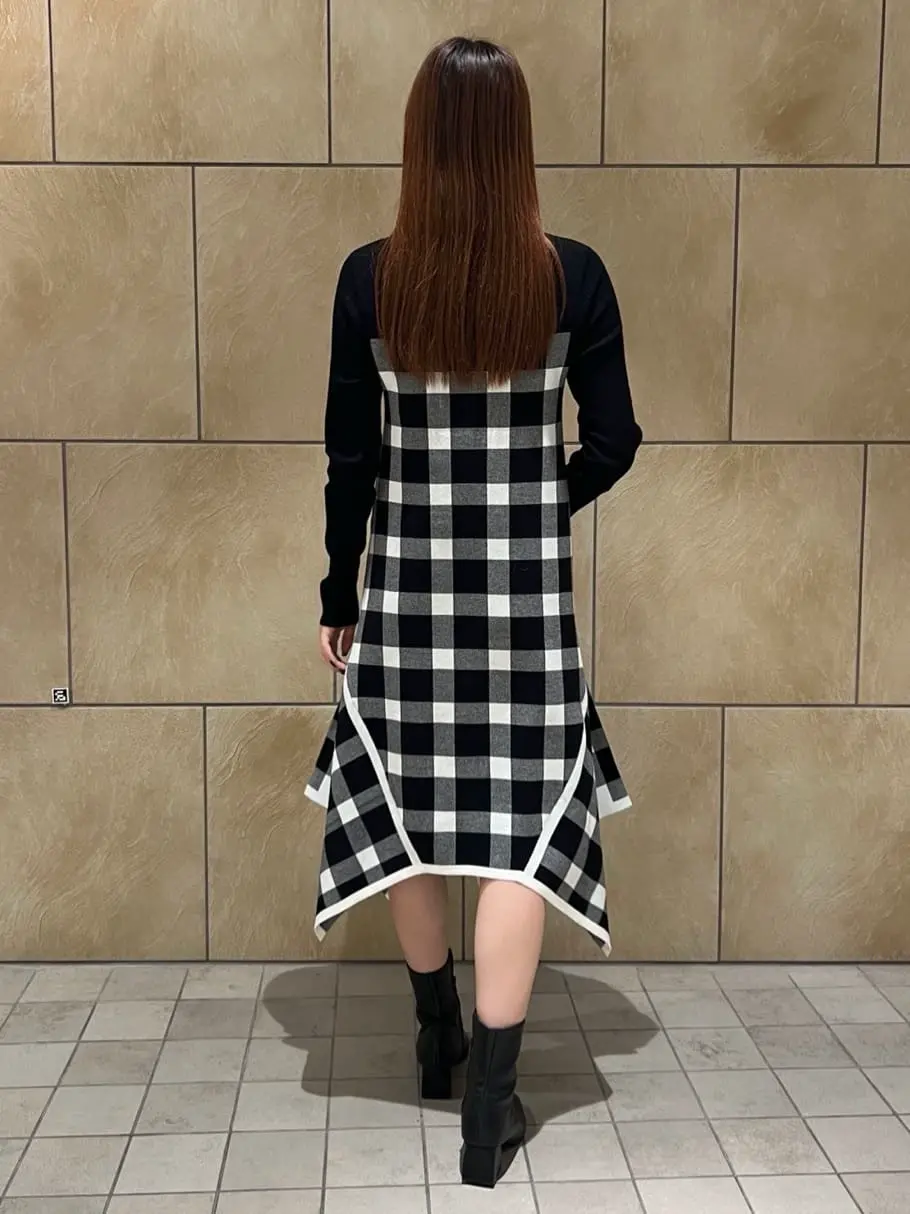 GRACE CONTINENTAL The Banquet 赤坂 梨来 コーディネート画像