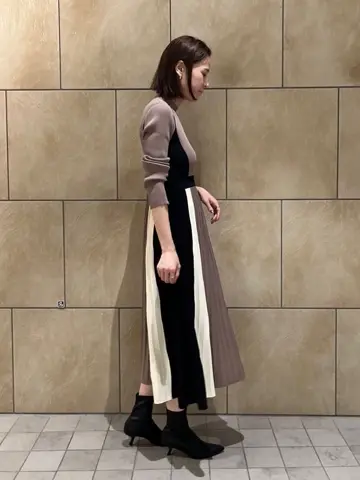 GRACE CONTINENTAL The Banquet 亀田 未希 コーディネート画像