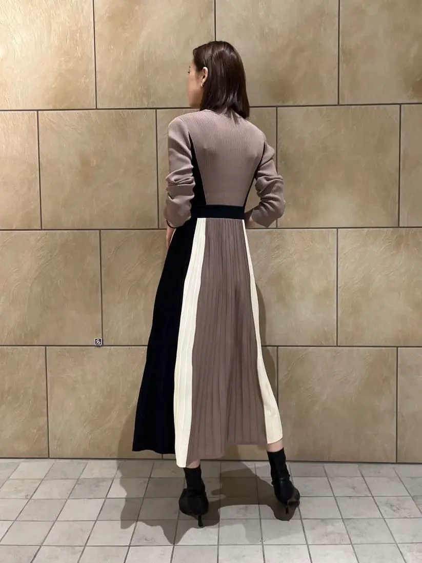 GRACE CONTINENTAL The Banquet 亀田 未希 コーディネート画像