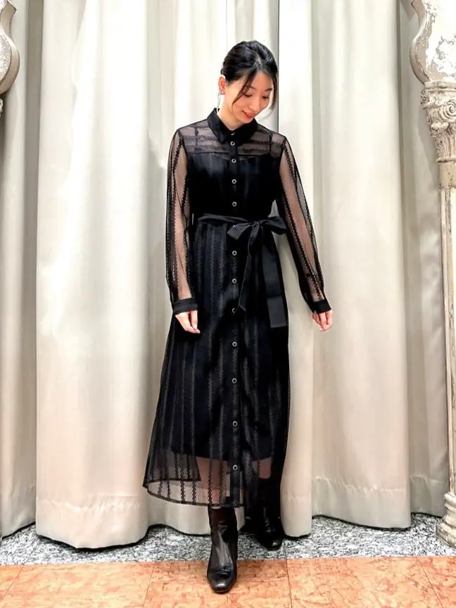 GRACE CONTINENTAL The Banquet eri コーディネート画像