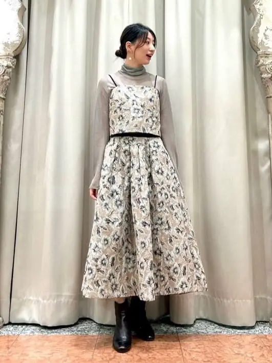 GRACE CONTINENTAL The Banquet eri コーディネート画像