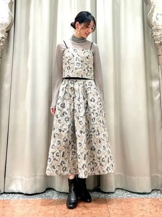 GRACE CONTINENTAL The Banquet eri コーディネート画像