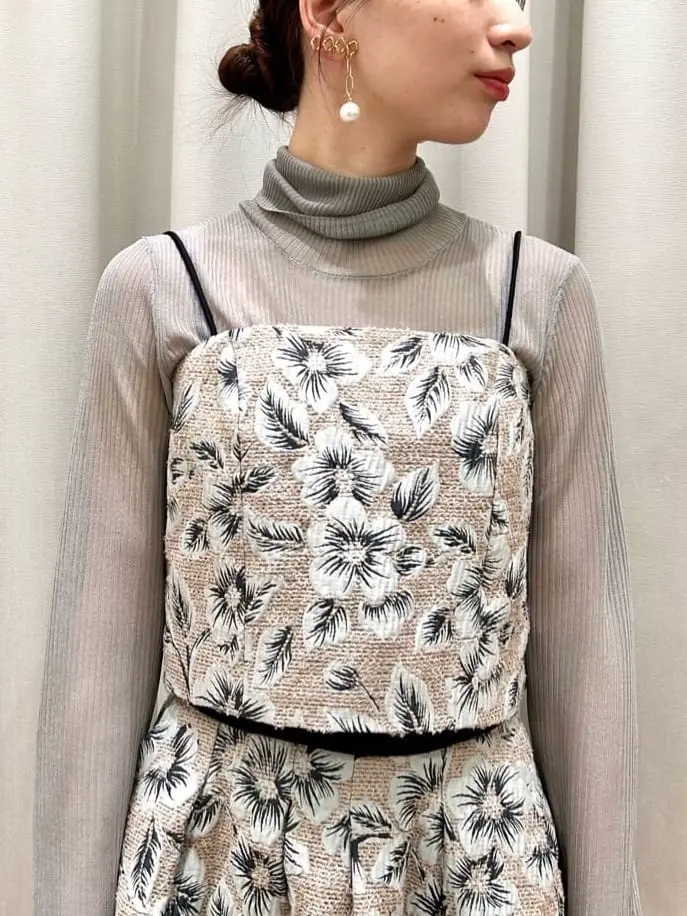 GRACE CONTINENTAL The Banquet eri コーディネート画像