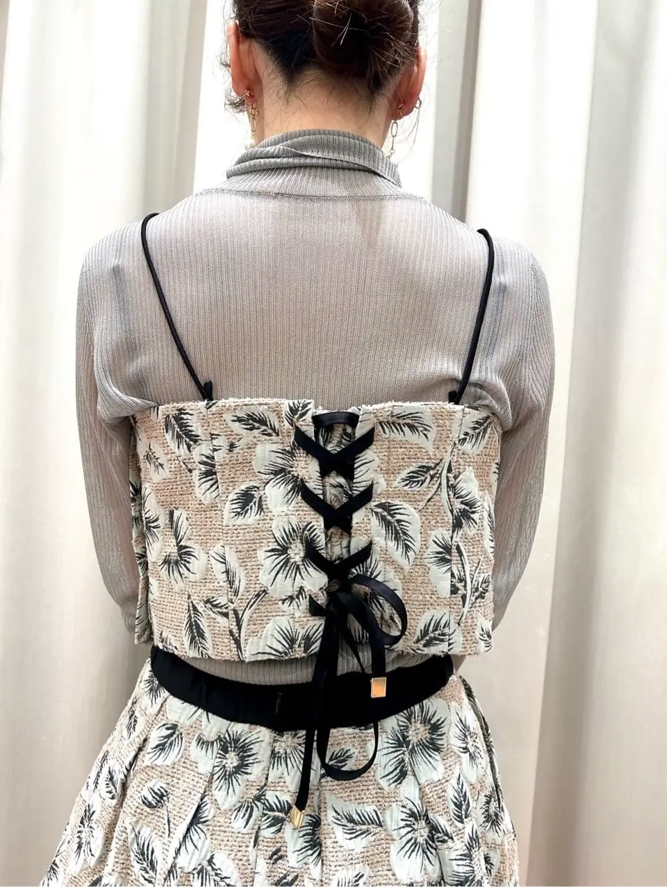 GRACE CONTINENTAL The Banquet eri コーディネート画像