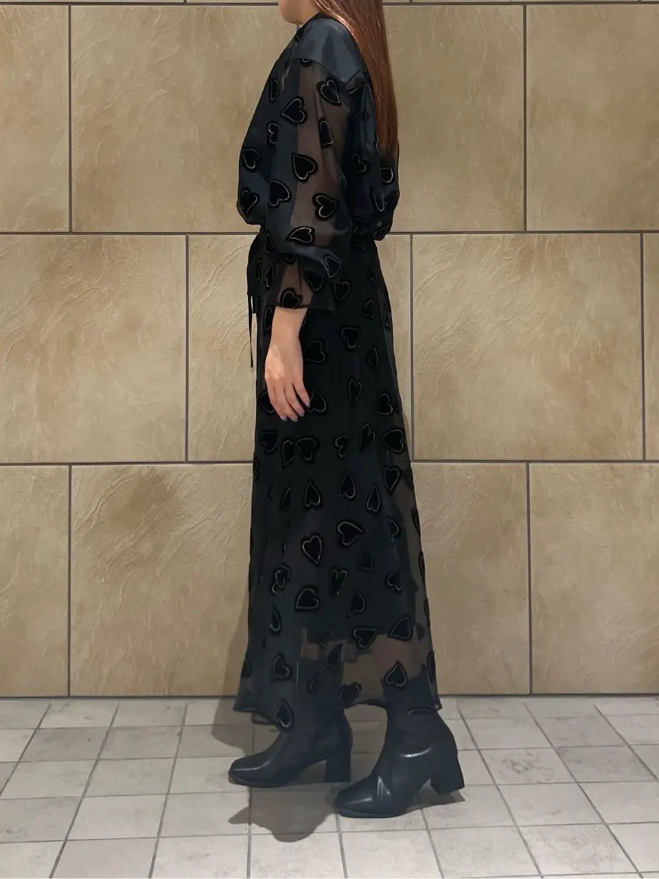 GRACE CONTINENTAL The Banquet 赤坂 梨来 コーディネート画像