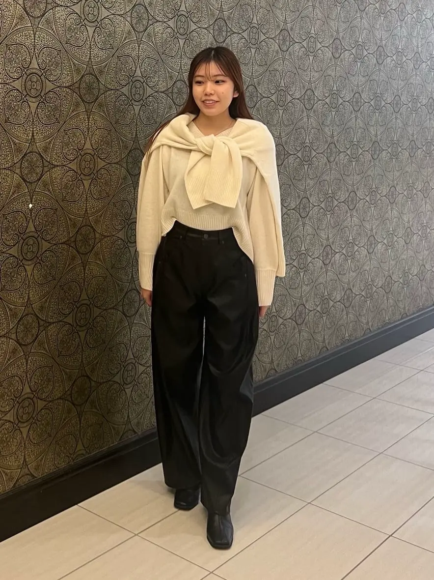 GRACE CONTINENTAL The Banquet 赤坂 梨来 コーディネート画像