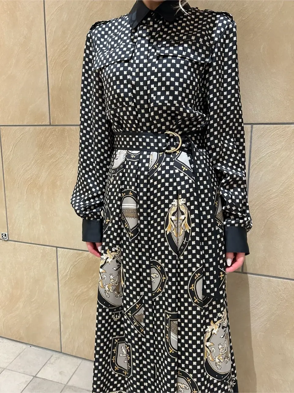 GRACE CONTINENTAL The Banquet FUYUKI コーディネート画像