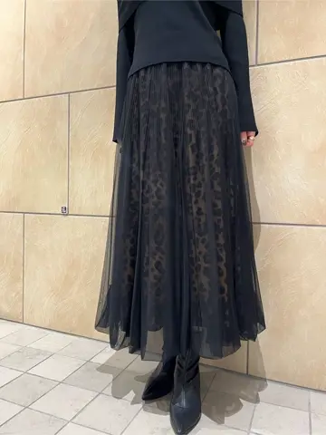 GRACE CONTINENTAL The Banquet 亀田 未希 コーディネート画像