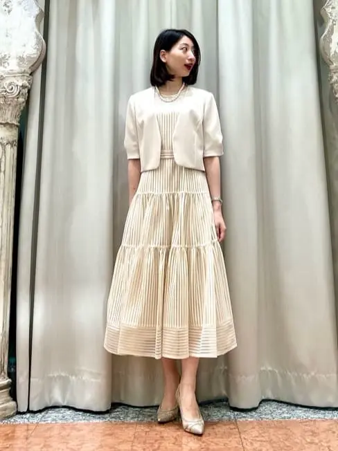 GRACE CONTINENTAL The Banquet eri コーディネート画像