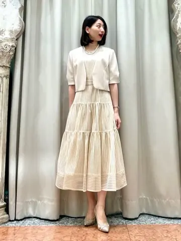 GRACE CONTINENTAL The Banquet eri コーディネート画像