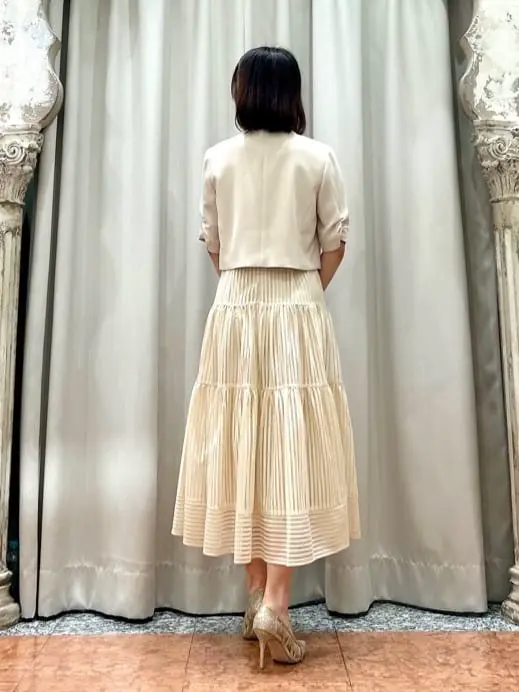 GRACE CONTINENTAL The Banquet eri コーディネート画像