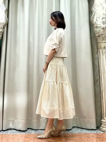 GRACE CONTINENTAL The Banquet eri コーディネート画像