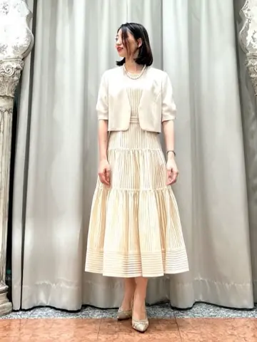 GRACE CONTINENTAL The Banquet eri コーディネート画像