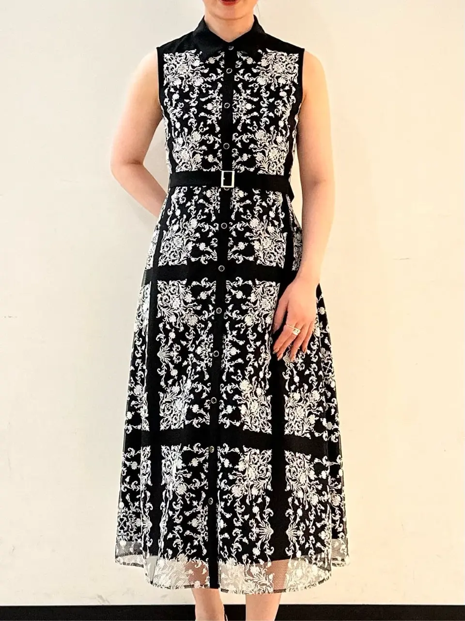 GRACE CONTINENTAL The Banquet Kogane. コーディネート画像