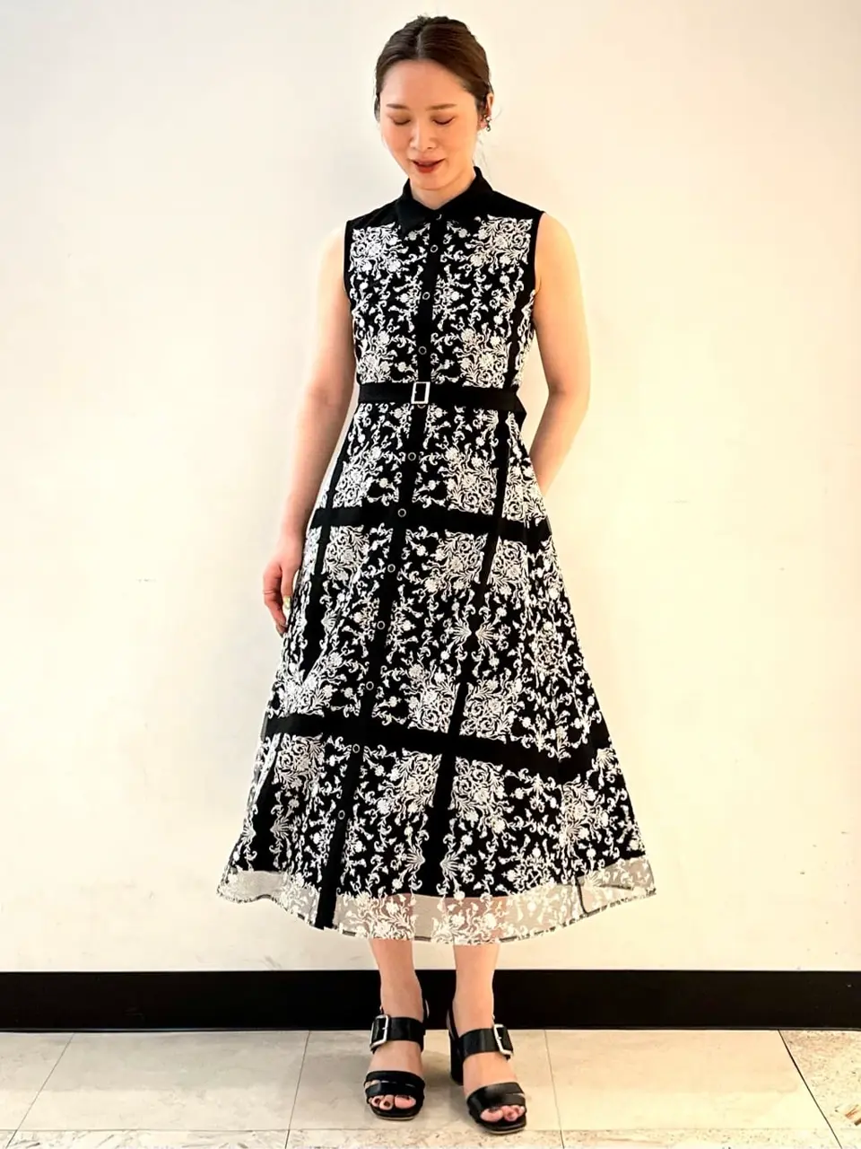 GRACE CONTINENTAL The Banquet Kogane. コーディネート画像