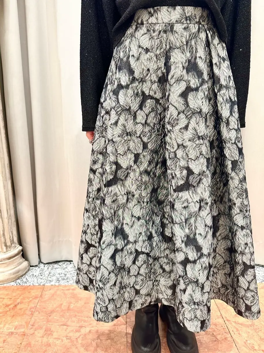 GRACE CONTINENTAL The Banquet 遠藤　みずき コーディネート画像