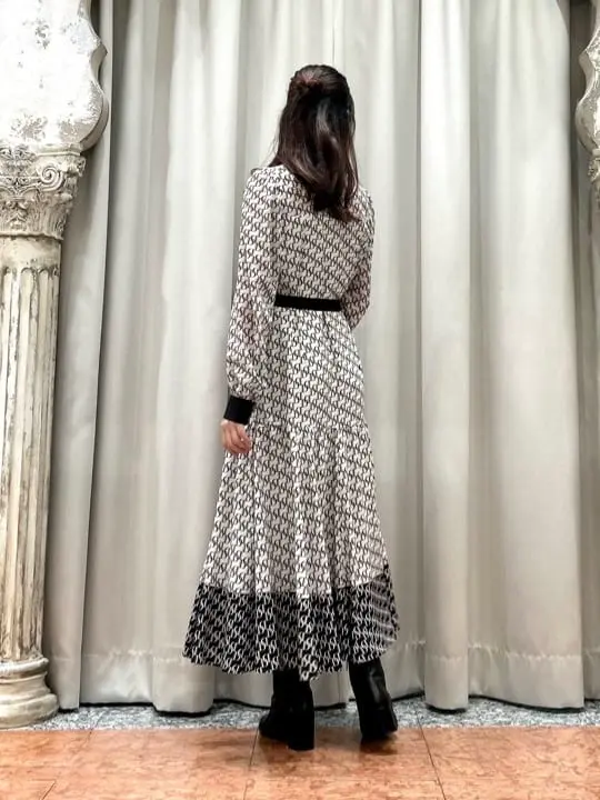 GRACE CONTINENTAL The Banquet eri コーディネート画像