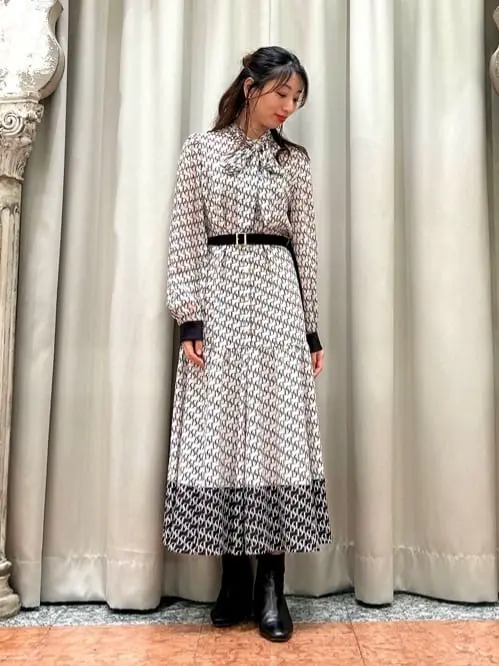 GRACE CONTINENTAL The Banquet eri コーディネート画像