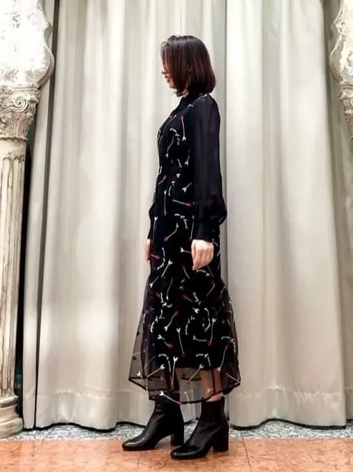 GRACE CONTINENTAL The Banquet eri コーディネート画像