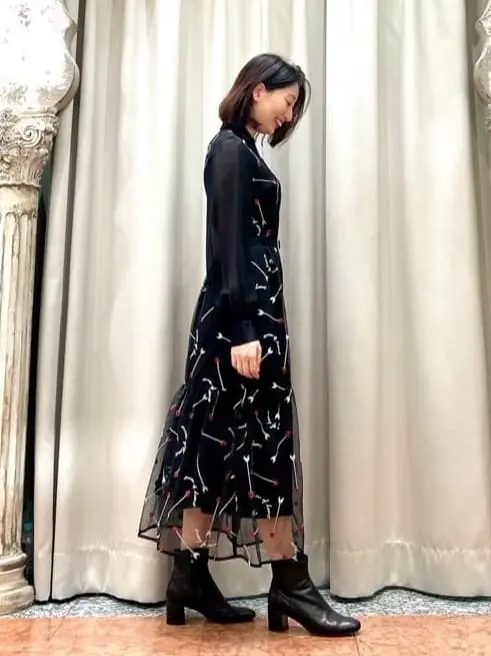 GRACE CONTINENTAL The Banquet eri コーディネート画像