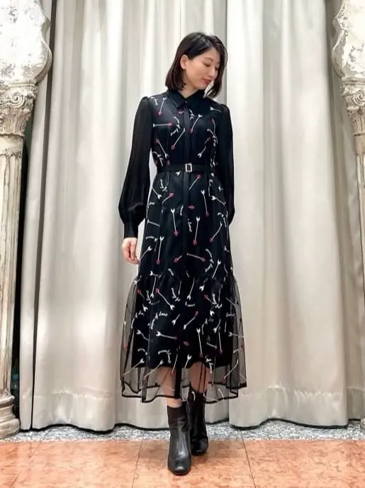 GRACE CONTINENTAL The Banquet eri コーディネート画像