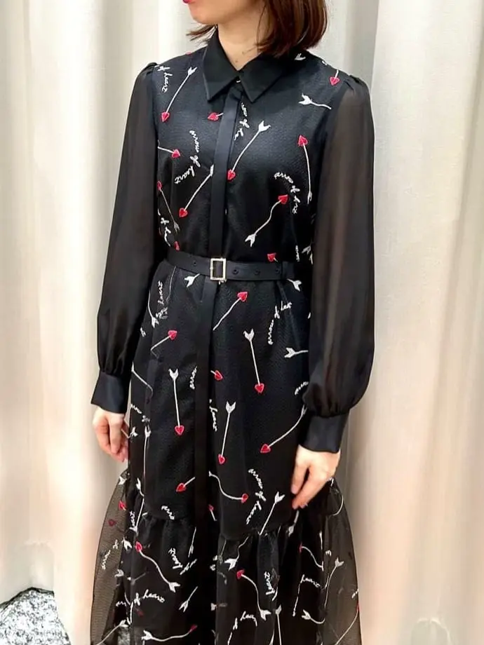 GRACE CONTINENTAL The Banquet eri コーディネート画像