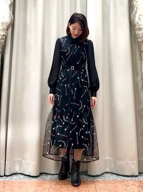 GRACE CONTINENTAL The Banquet eri コーディネート画像