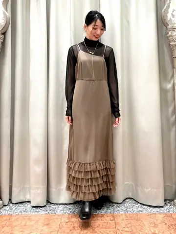 GRACE CONTINENTAL The Banquet eri コーディネート画像