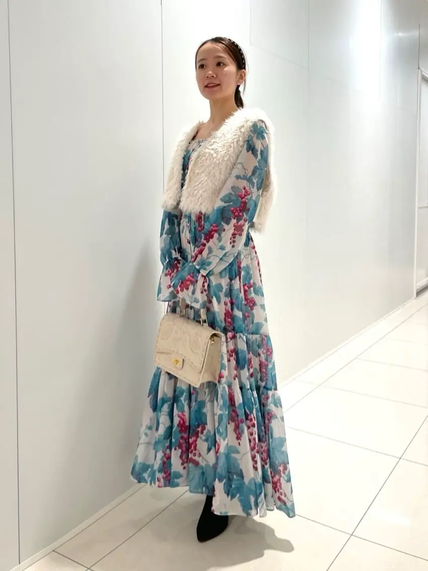 GRACE CONTINENTAL The Banquet Suzuka コーディネート画像