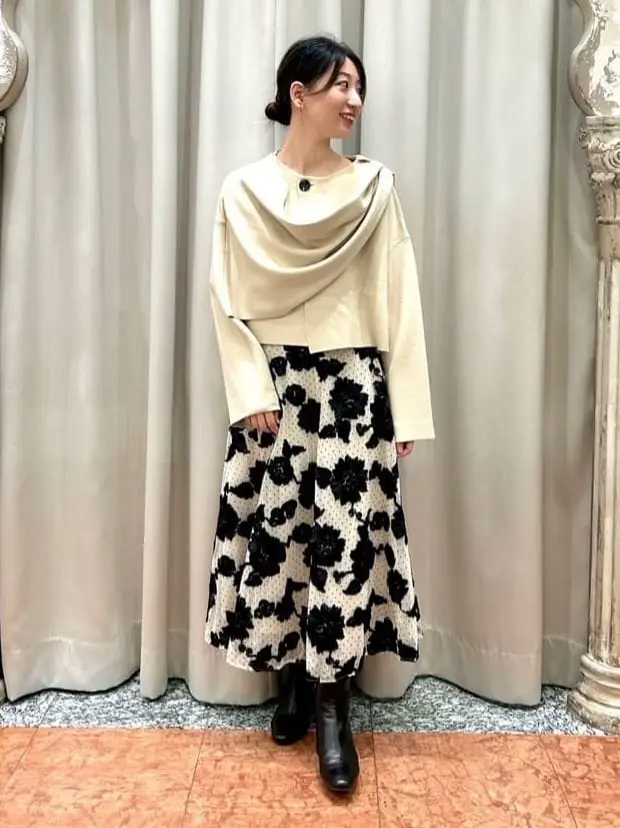 GRACE CONTINENTAL The Banquet eri コーディネート画像