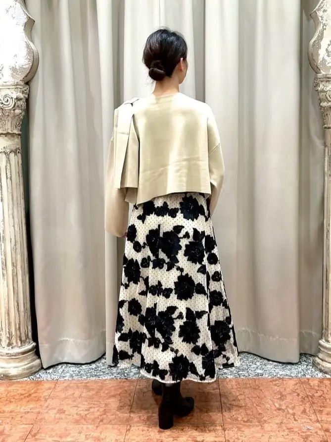 GRACE CONTINENTAL The Banquet eri コーディネート画像