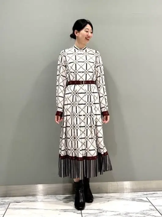 GRACE CONTINENTAL The Banquet eri コーディネート画像