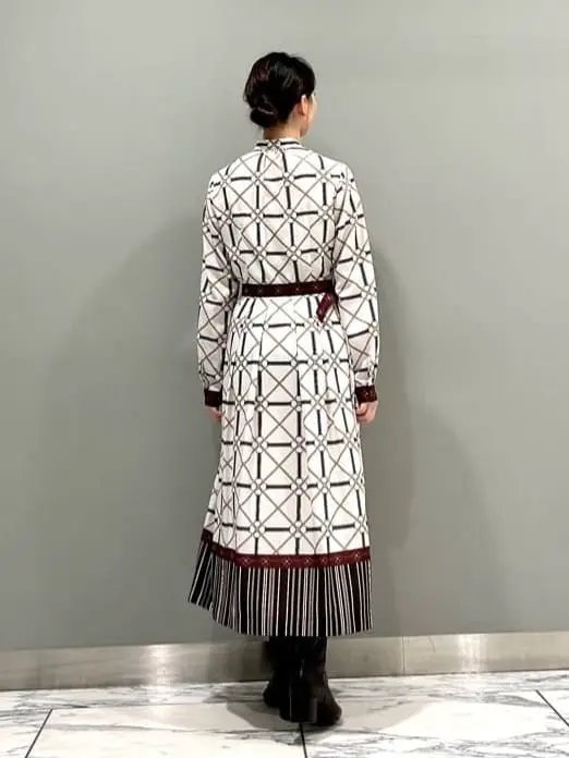 GRACE CONTINENTAL The Banquet eri コーディネート画像