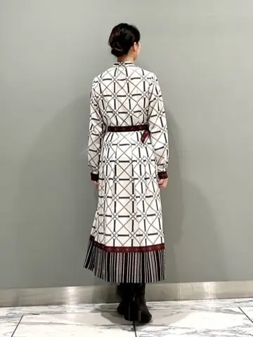 GRACE CONTINENTAL The Banquet eri コーディネート画像