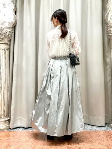 GRACE CONTINENTAL The Banquet eri コーディネート画像