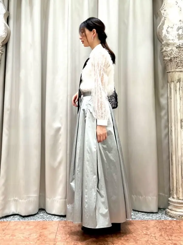 GRACE CONTINENTAL The Banquet eri コーディネート画像