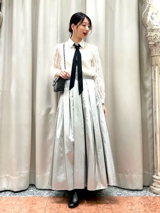 GRACE CONTINENTAL The Banquet eri コーディネート画像