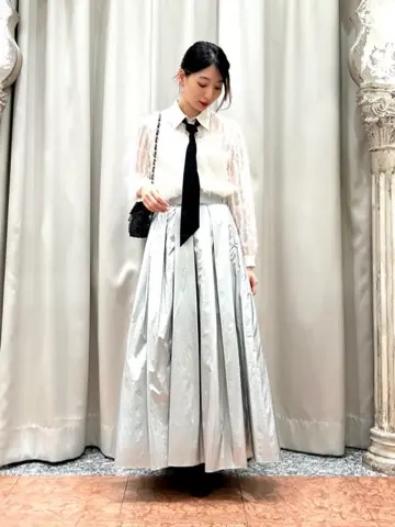 GRACE CONTINENTAL The Banquet eri コーディネート画像