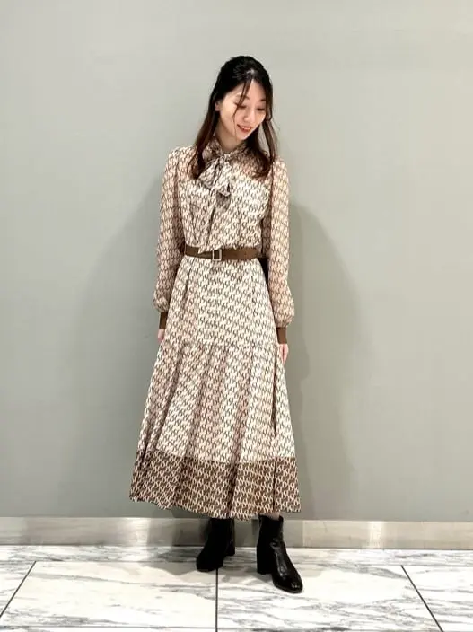 GRACE CONTINENTAL The Banquet eri コーディネート画像