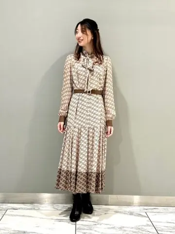 GRACE CONTINENTAL The Banquet eri コーディネート画像