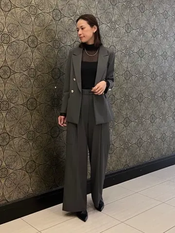 GRACE CONTINENTAL The Banquet 亀田 未希 コーディネート画像