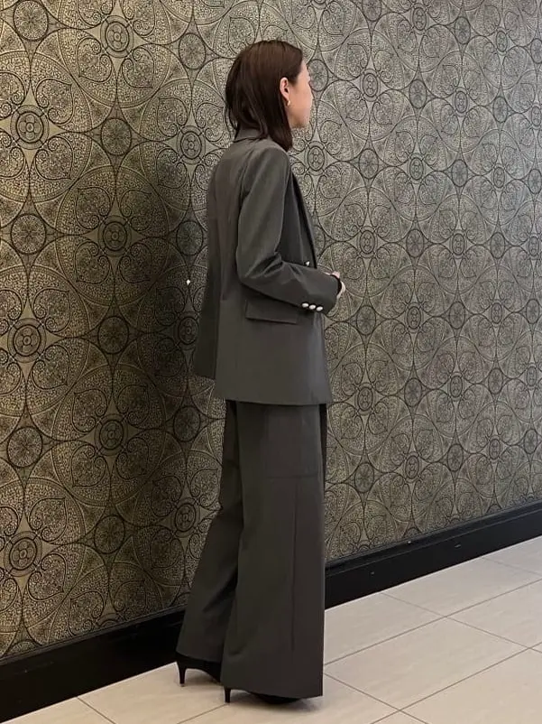 GRACE CONTINENTAL The Banquet 亀田 未希 コーディネート画像