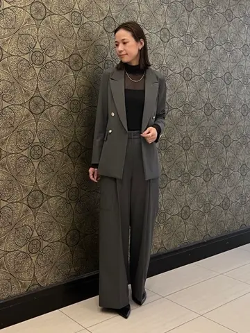 GRACE CONTINENTAL The Banquet 亀田 未希 コーディネート画像