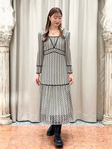 GRACE CONTINENTAL The Banquet 遠藤　みずき コーディネート画像