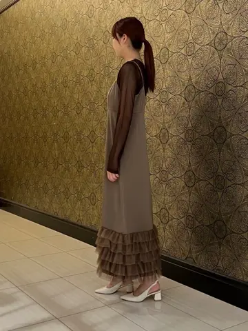 GRACE CONTINENTAL The Banquet 赤坂 梨来 コーディネート画像