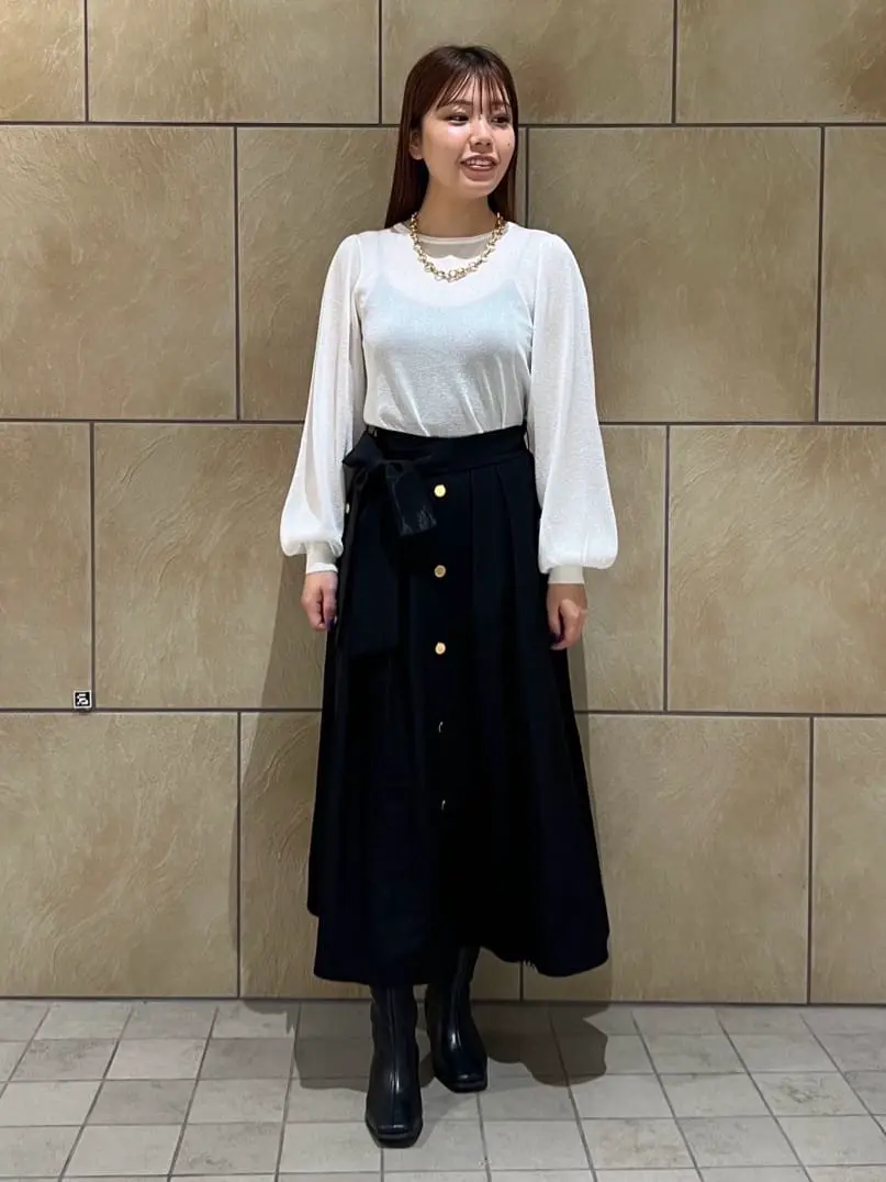 GRACE CONTINENTAL The Banquet 赤坂 梨来 コーディネート画像